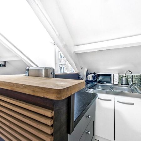 Montparnasse - La Gaite 1Bdr - B'Your Home Париж Екстер'єр фото